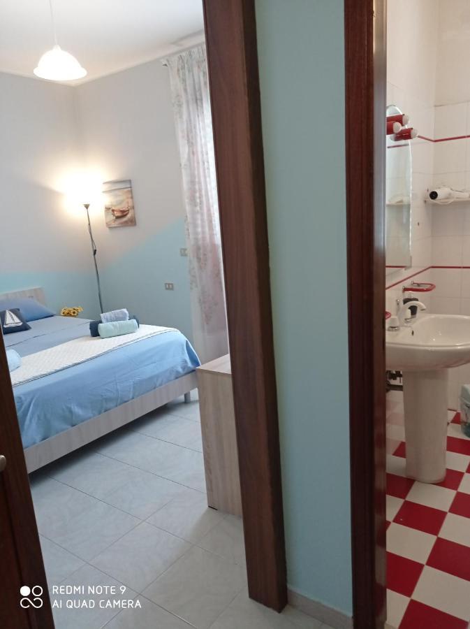 Short Less Apartment-Rooms Milazzo Buitenkant foto