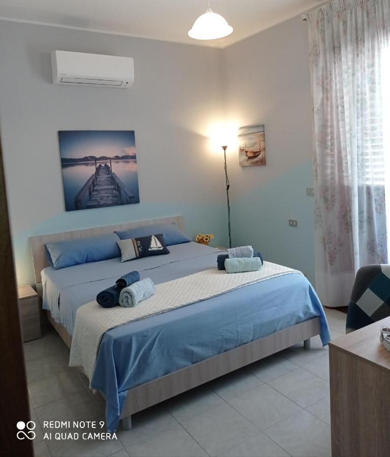 Short Less Apartment-Rooms Milazzo Buitenkant foto